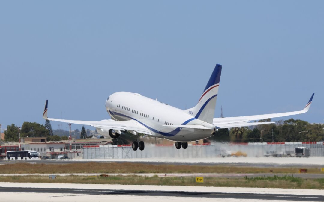 How to Choose the Right Airport Limo for Group Travel