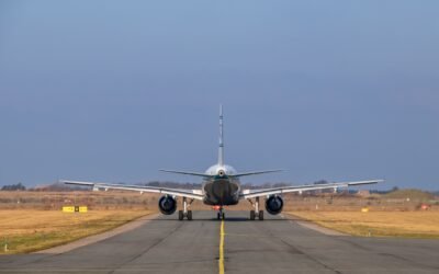 Best Airport Limo Options for Families Traveling Through Boston Logan
